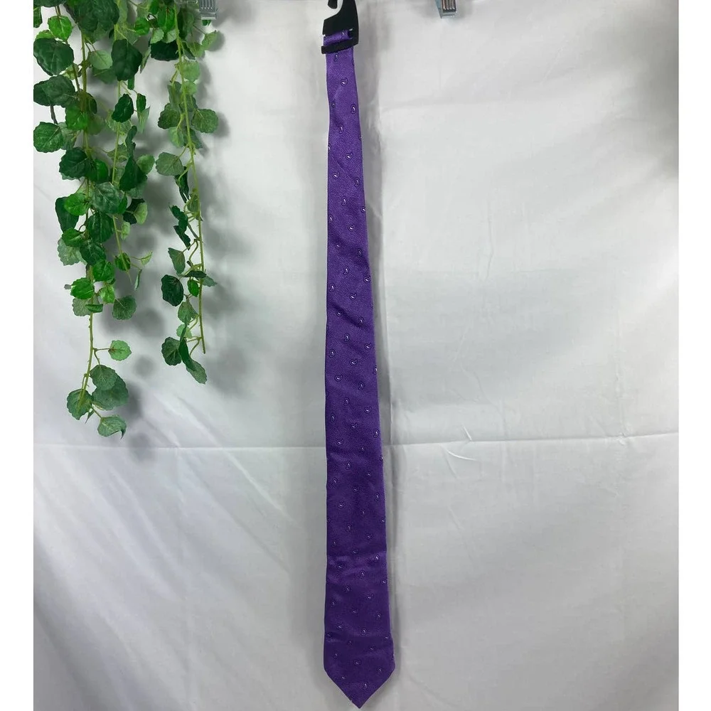 NWT David Donahue silk tie
